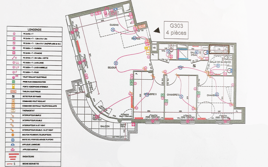 Plan promoteur d’un appartement de 90 m², point de départ du projet d’aménagement et de l’optimisation des espaces dans le Val-d'Oise.