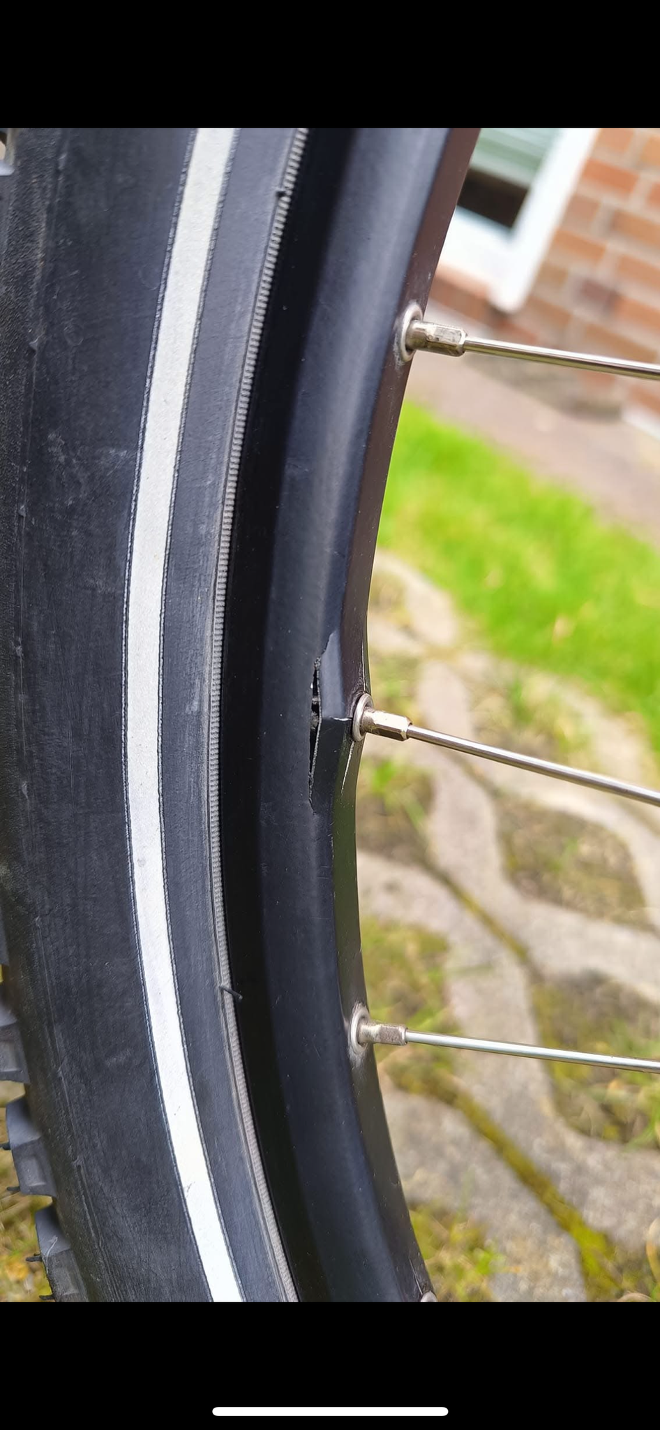 Auch Felgen mit Verstärkungsösen sind nicht vor Materialermüdung geschützt. ©velotech.de