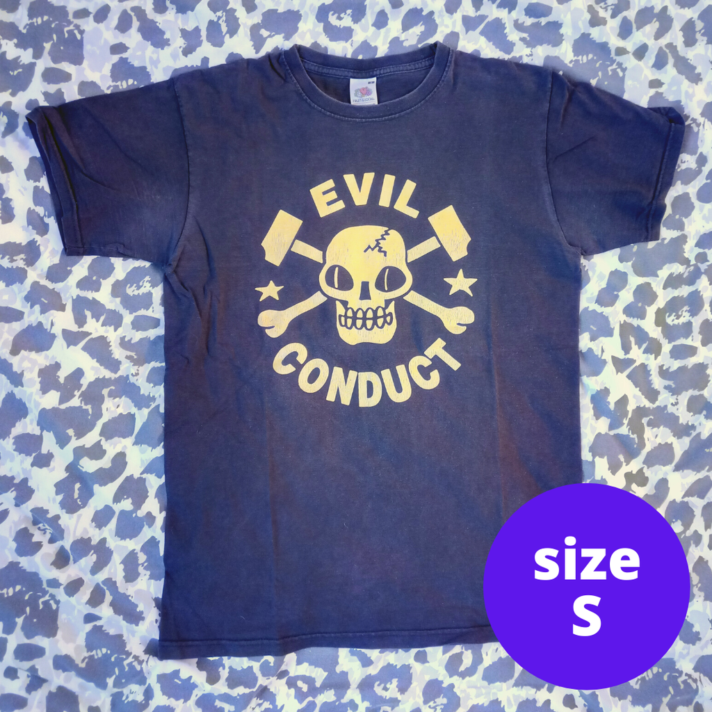 Punk shirt fleamarket - Band tees and more for sale - Evil Conduct yellow print smalll T-shirt - Zebraspider Eco Anti-Fashion Blog