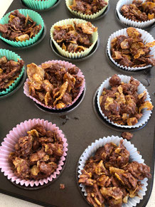 Spoon into paper cases for easter nests