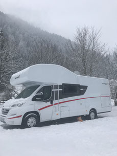Winterurlaub mit Kindern, Camping im Winter, Wohnmobil im Winter mieten