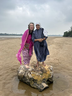 Neethi und Rahmana am Heiligen Fluss Cauvery