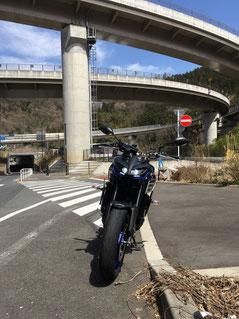 MT-09　ワルそうな面構え