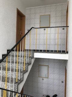 Treppenaufgang zur Wohnung
