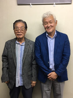 横内前理事長と細貝新理事長