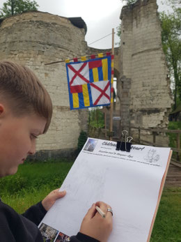 forge médiévale au château d'Eaucourt sur Somme picardie visite scolaire collège