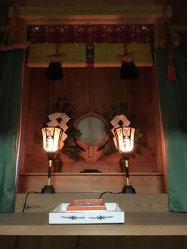 御簾を奉納