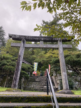 朝の境内