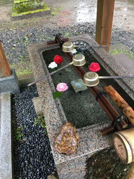手水鉢