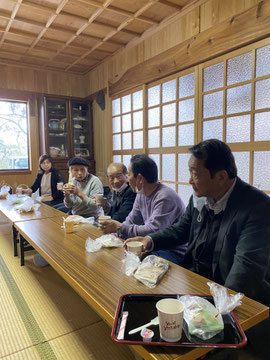 コーヒーでほっこりしてから