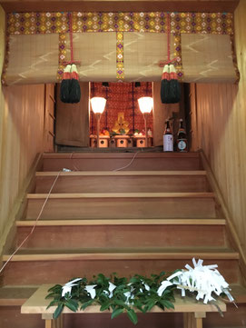 菅澤神社 拝殿より本殿を望む