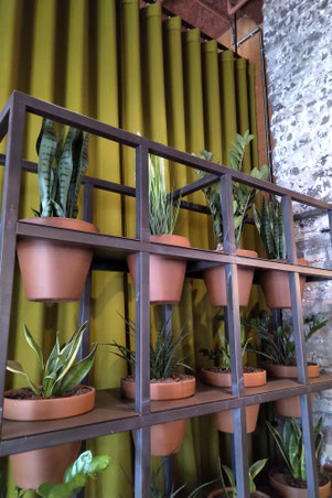 plantes artificielles restaurant paris