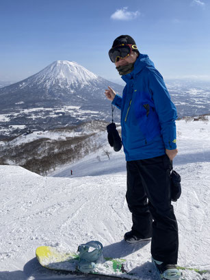 ニセコ グランヒラフ スノーボード 問題解決 ホスピタリティ 研修 オフィスAZM 研修講師 濱野まさひろ