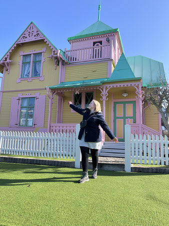 Ich fühlte mich wie Pippi's Schwester vor ihrem Haus auf Gotland. (Foto: privat)