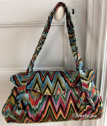 sac à main, besace,rose,bandoulière, fait main,fabriqué en France, tissu ameublement, création, artisanal,,Bretagne,sac 