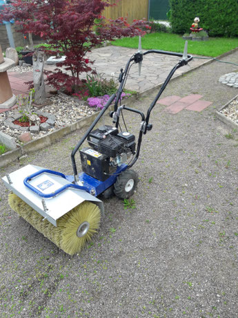 Handkehrmaschine mieten 