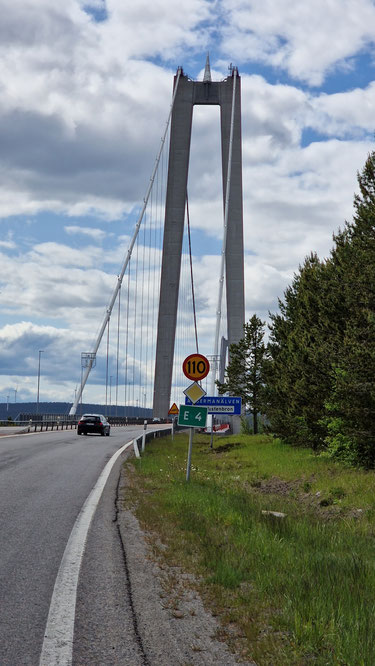 Nordpfeiler der Högakustenbron.