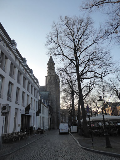 191205 Thea Penterman - Schone Onze Lieve Vrouweplein