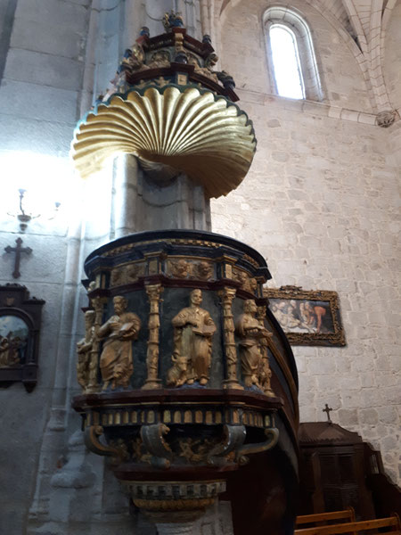 El púlpito - Parroquia de San Eutropio en El Espinar (Segovia) El púlpito - Parroquia de San Eutropio en El Espinar (Segovia)