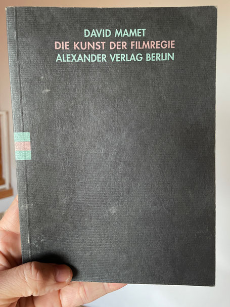Das Buch von Regisseur David Mamet hatte ich mir extra am 18. Januar 2004 besorgt.