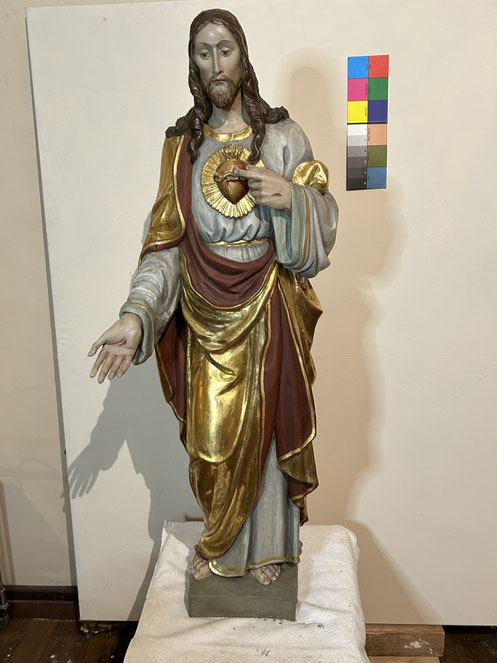 R.C. von Aufwind Restaurierung Altes Christus Figur 
