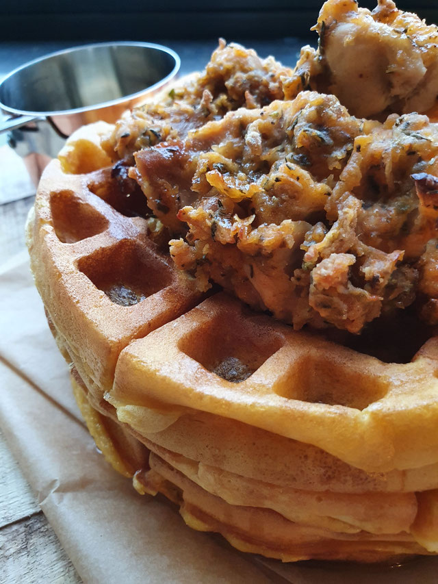 Chicken & sweet potato waffles site Hennies Kitchen!