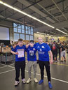 von Links: Seth Cyrus Hess, Alef Izet & Trainer Miles Henschel 