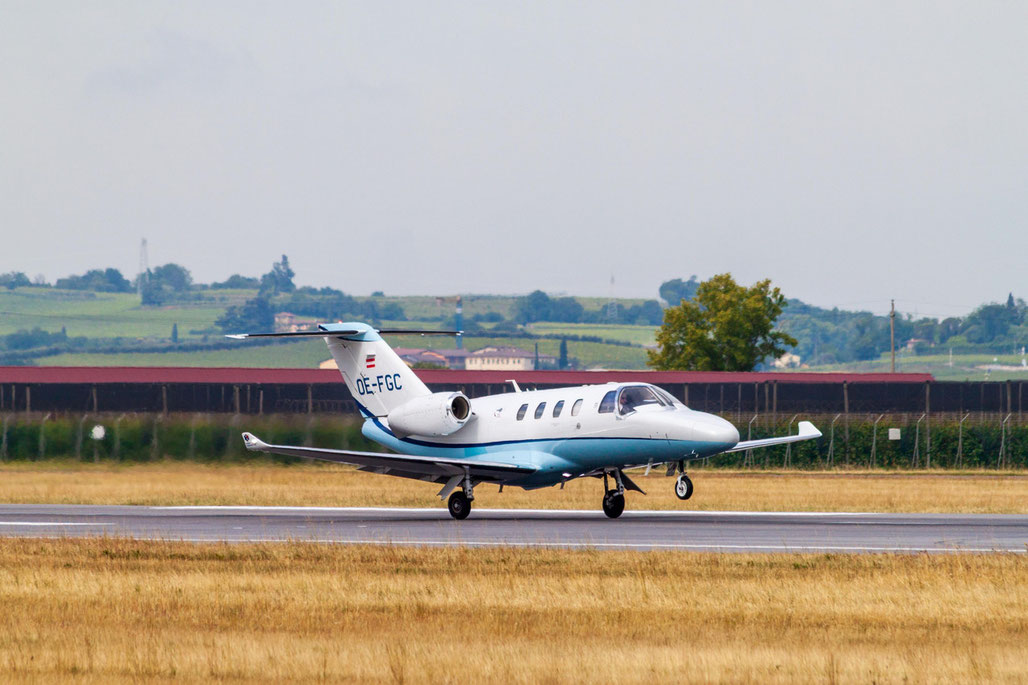 OE-FGC Cessna 525 Citation M2 525-0873  FJ44-1AP Samsara II Fly Tyrol 2015  @ Verona Villafranca 05 2026 © Piti Spotter Club Verona