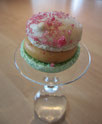Macaron P HERME " ganache citron vert , piment d'Espelette 