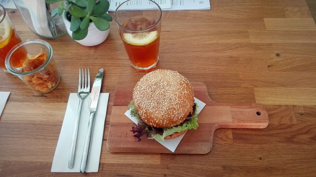 Basel schweiz la manufacture burger
