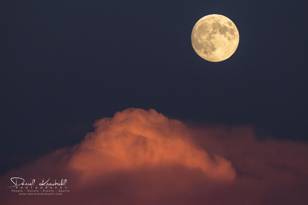 Vollmond, Mondaufgang, Sonnenuntergang, Wolken, Mondfinsternis