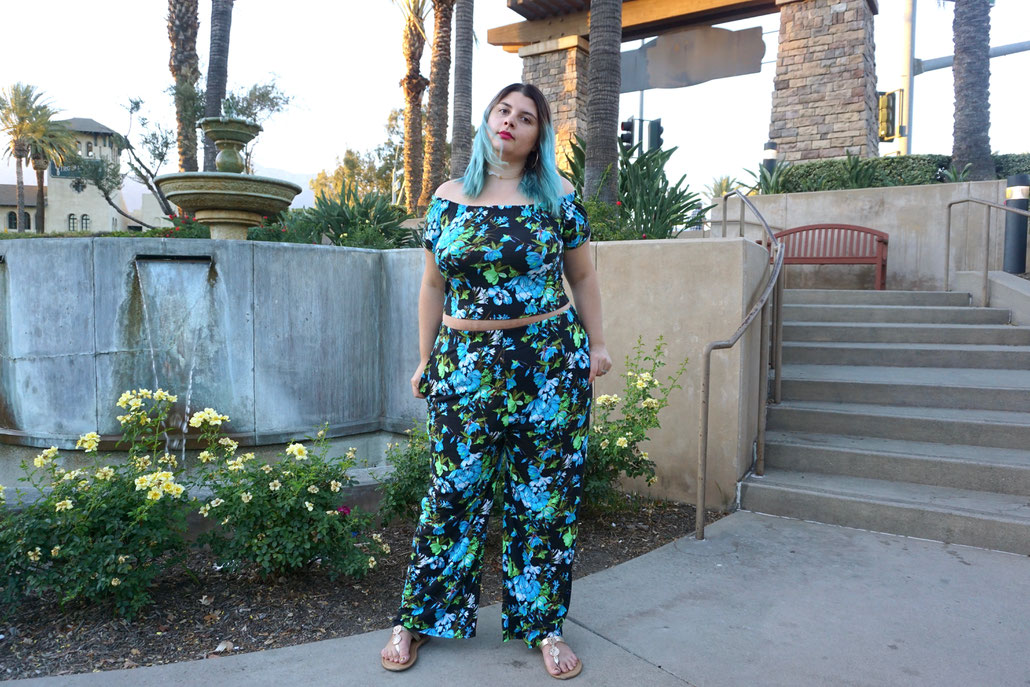 BLOG MODE GRANDE TAILLE LINGERIE JEANS ROBE FASHION CHICWITHCURVES LOS ANGELES MARSEILLE FRANCE