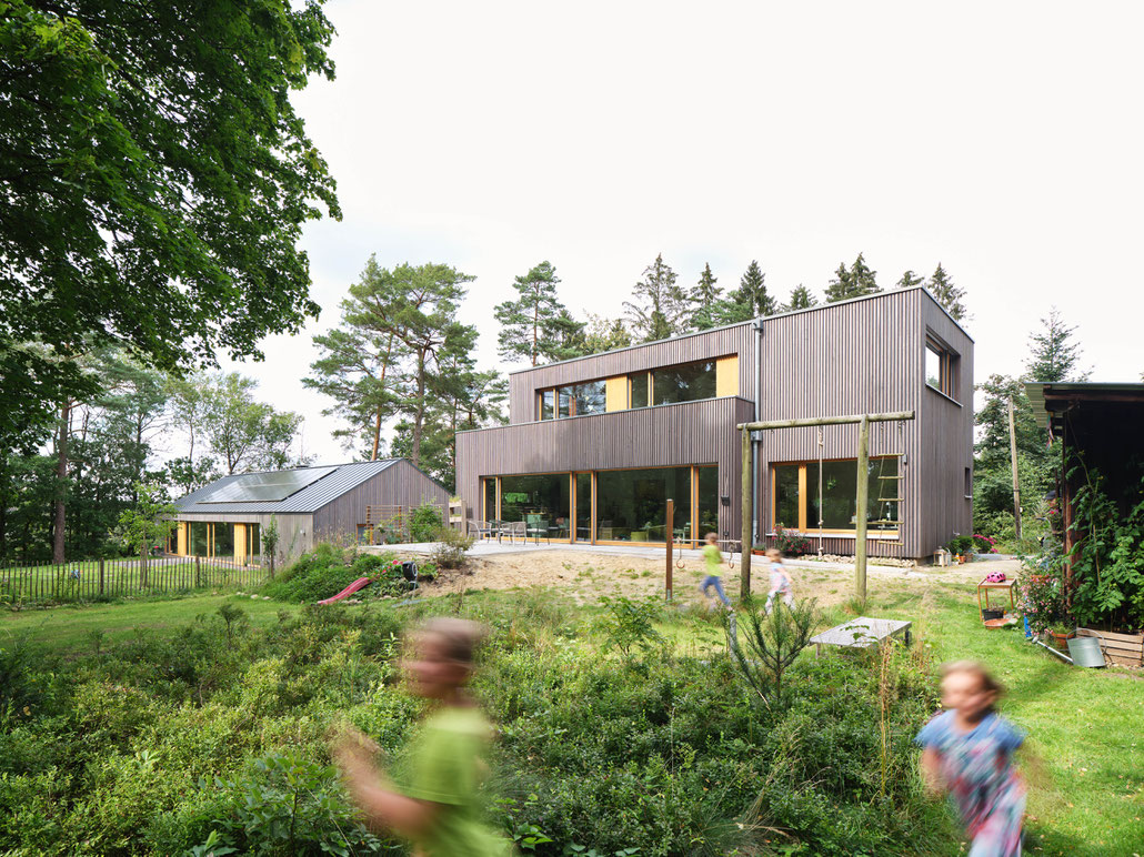 Einfamilienhaus Holzständerbauweise KfW-40-plus ökologisch