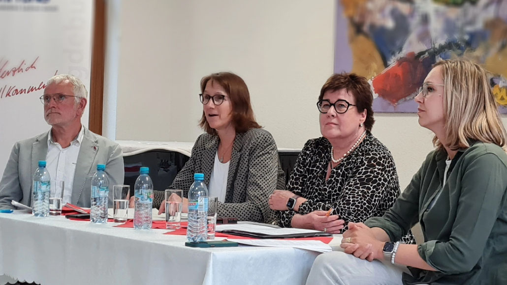 Dr. Burkhard John, Allgemeinmediziner aus Schönebeck, Dr. Franziska Kersten, MdB, Petra Grimm-Benne, Ministerin für Arbeit, Soziales, Gesundheit & Gleichstellung, Dr. Franziska Schmidtke, Friedrich-Ebert-Stiftung