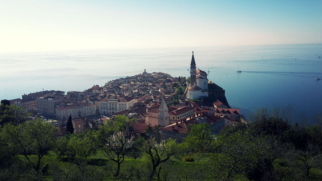 Sight-seeing tour to Piran, a beautiful town on the Istrian coast where the Marathon went through.