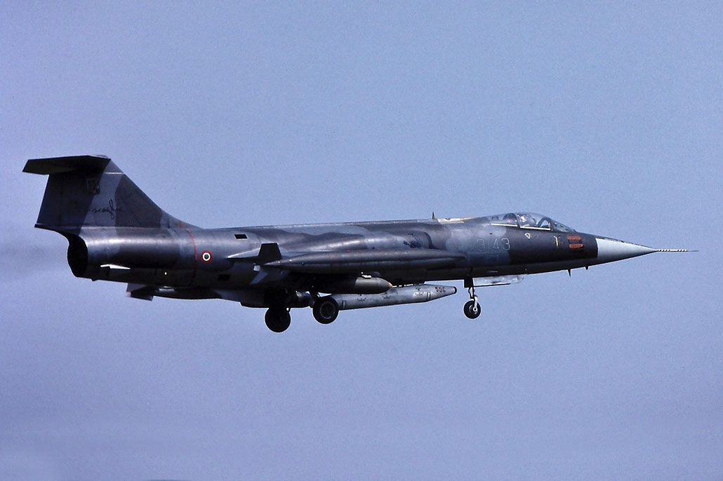 Gli F-104 del Terzo Stormo: 3-43 -  @ Aeroporto di Verona   © Piti Spotter Club Verona