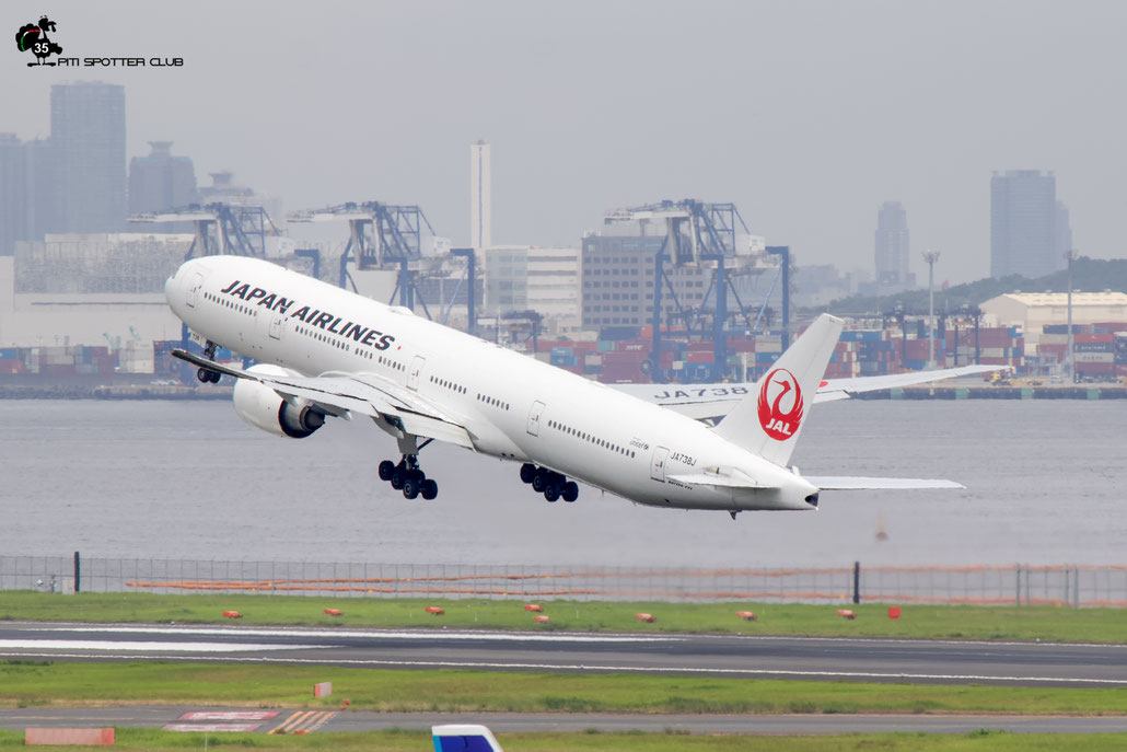 JA738J B777-346ER 32436/724 Japan Airlines International @ Tokyo Haneda 07.2023 © Piti Spotter Club Verona