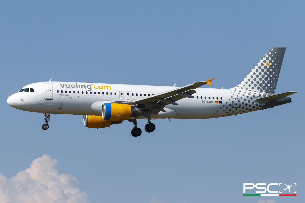 EC-KHN Airbus A320-216 3203  cfm56-5B5/P  Vueling 2007  @ Barcellona BCN 09 2025 © Piti Spotter Club Verona