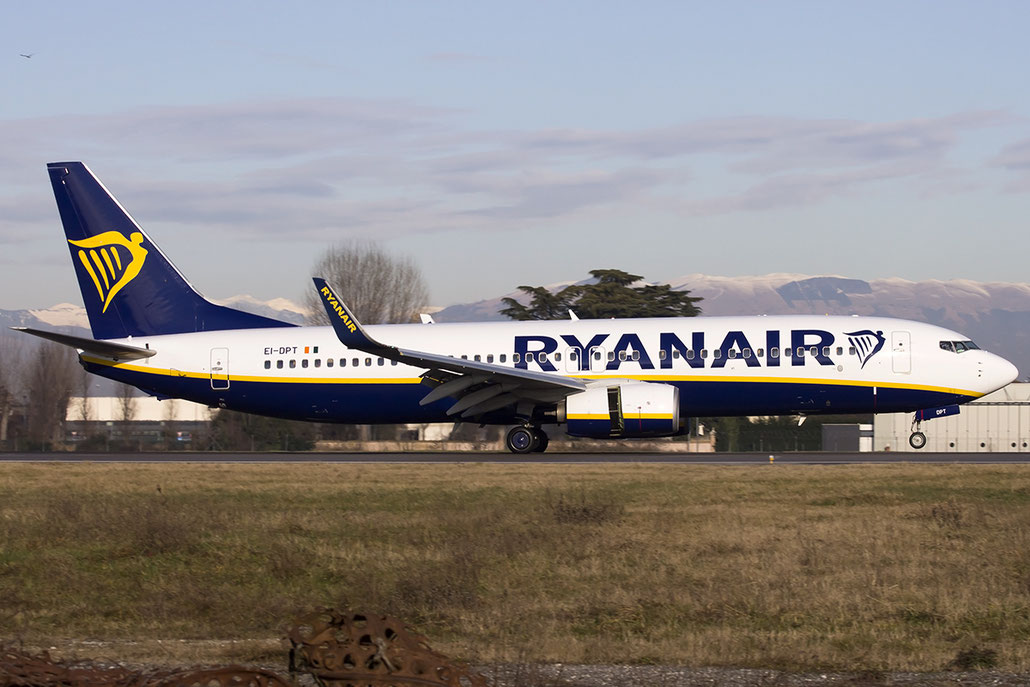 EI-DPT B737-8AS 35550/2227 Ryanair @ Treviso Airport 24.01.2015 © Piti Spotter Club Verona