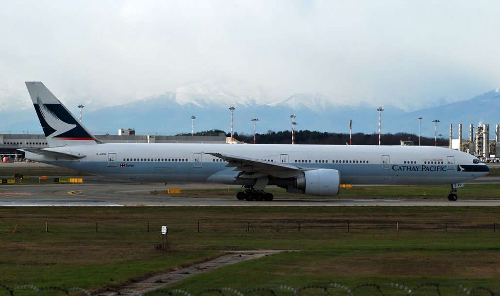 B-KPG  B777-367ER  35300/700  Cathay Pacific Airways  @ Milano Malpensa 09.12.2018  © Piti Spotter Club Verona