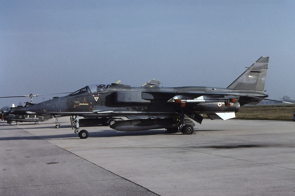 XX975  07  Jaguar GR1  S97  Cosford @ Aeroporto di Verona   © Piti Spotter Club Verona