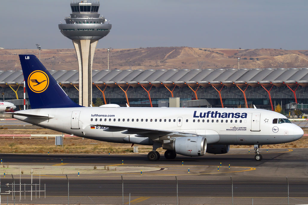 D-AILB A319-114 610 Lufthansa @ Madrid Airport 11.2017 © Piti Spotter Club Verona