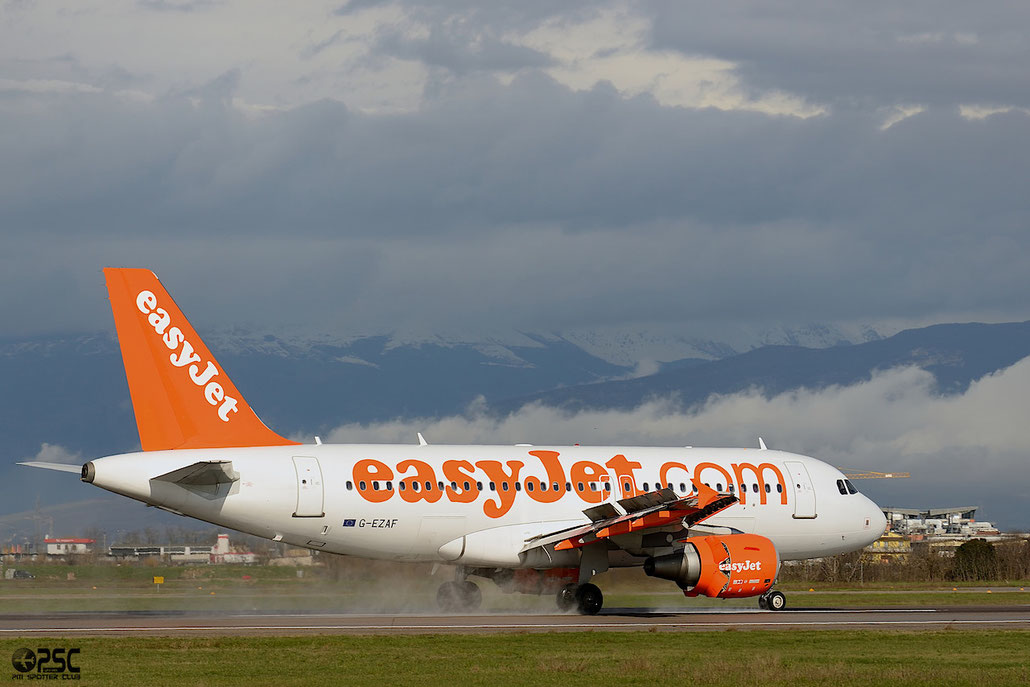 G-EZAF A319-111 2715 EasyJet Airline