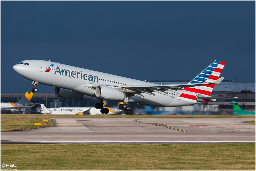 N293AY  A330-243  1526  American Airlines  @ Manchester 2015 © Piti Spotter Club Verona 