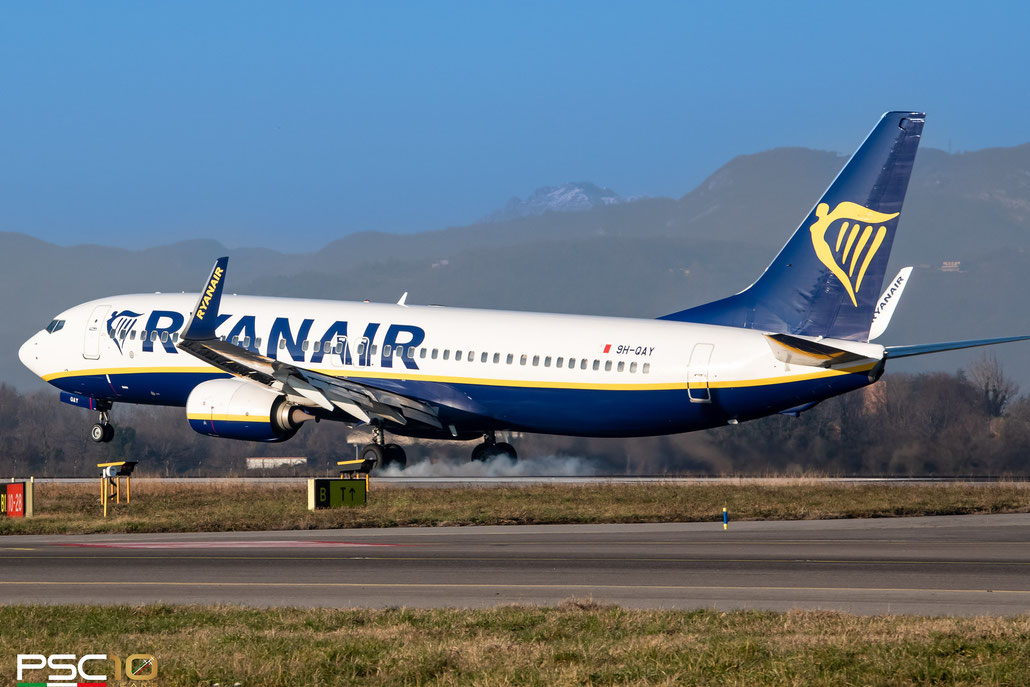 9H-QAY  B737-8AS  44699/5393  Malta Air  @ Bergamo Airport 12 2021 © Piti Spotter Club Verona