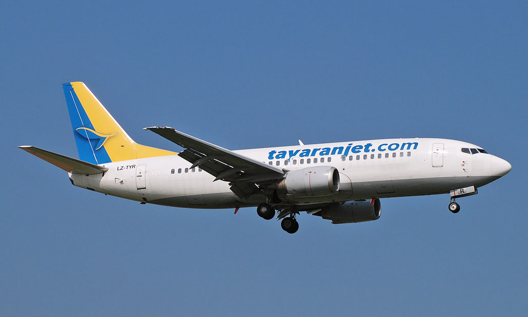 LZ-TYR B737-330 25414/2164 Tayaran Jet @ Aeroporto di Verona 30.09.2018  © Piti Spotter Club Verona