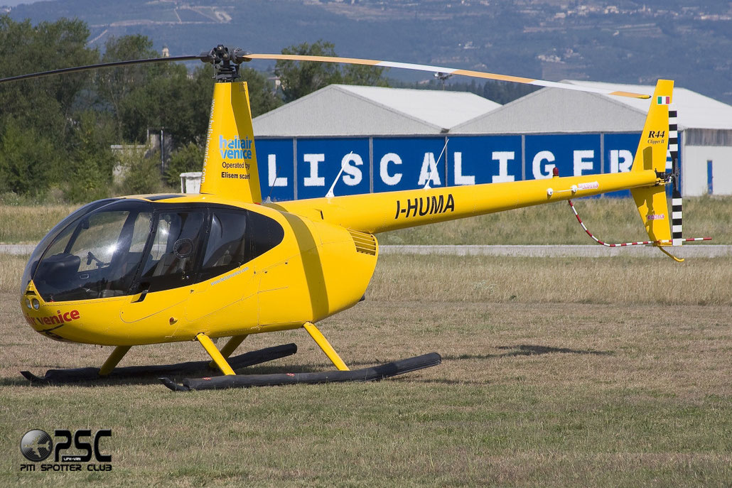 I-HUMA - Robinson R44 Clipper II  Private