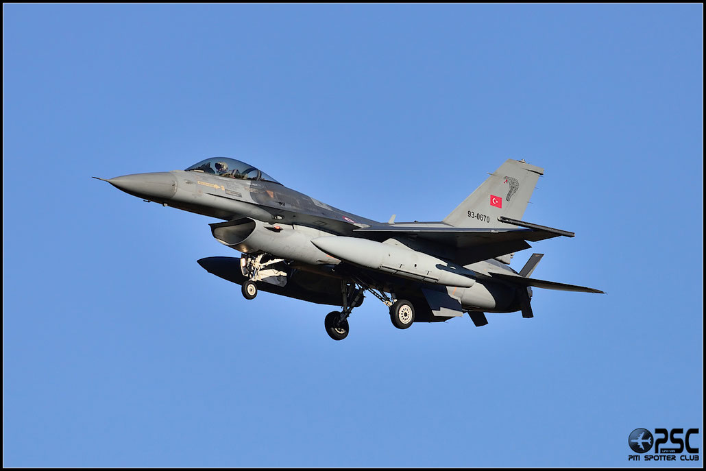 93-0670   F-16C-50-CF  HC-14  191 Filo © Piti Spotter Club Verona 