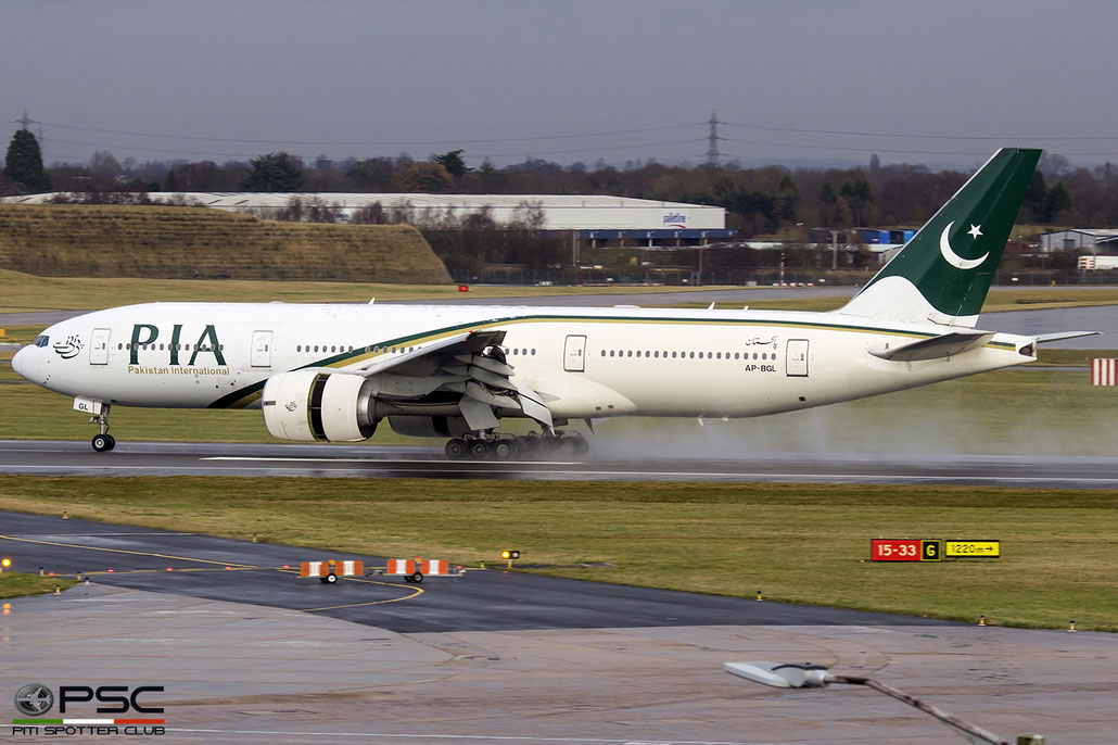 AP-BGL B777-240ER 33777/473 PIA - Pakistan International Airlines @ Birmingham 12.2017 © Piti Spotter Club Verona