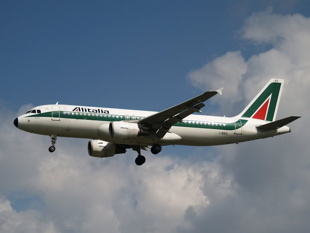 I-BIKG A320-214 1480 Alitalia @ London Heathrow Airport 08.2007 © Piti Spotter Club Verona